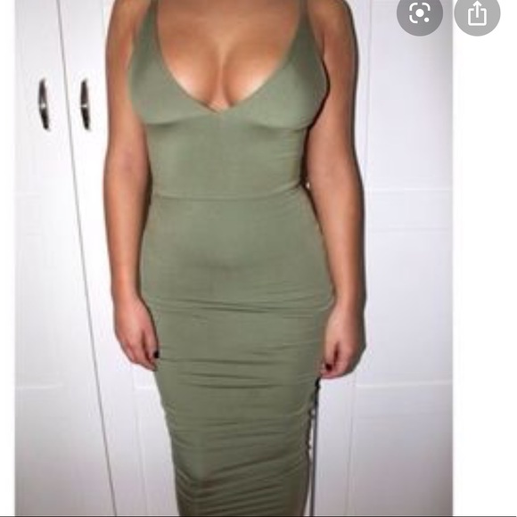 TEA YOU grey bandage dress super flattering - Picture 4 of 4